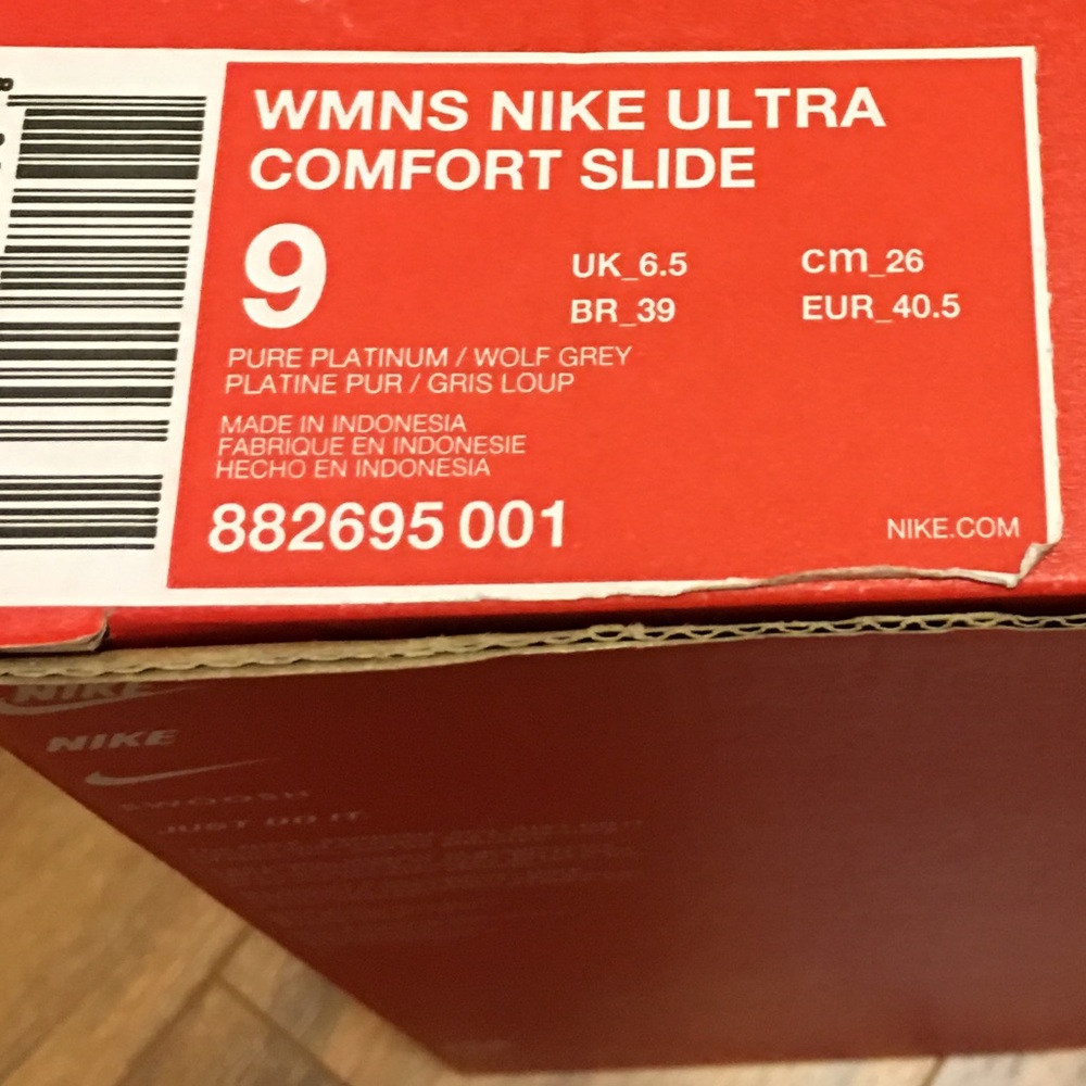 Nike ultra comfort slide women’s sandals - Picture 4 of 5